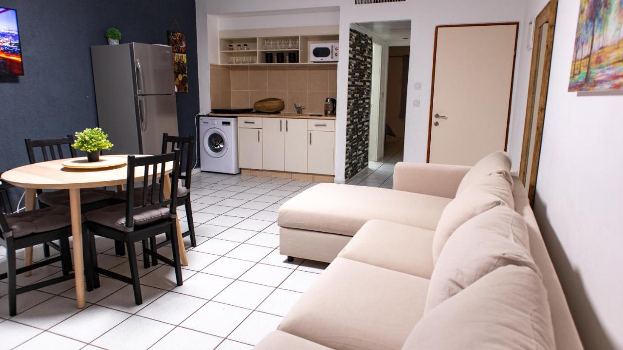 شقة إيلات  في Grey House المظهر الخارجي الصورة